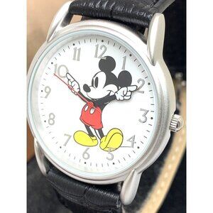 Disney Women's Watch Mickey Mouse White Dial Quartz Black Leather Band WDS000403